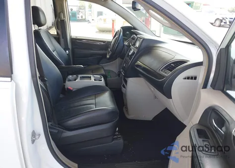 2015 Chrysler Town & Country Touring from USA, damaged, VIN 2C4RC1BG7FR552219